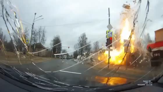 GAZelle truck explosion causes damage in Konakovo, Tver, Russia
