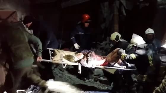 Bakery collapse tragedy in Lisichansk: 28 dead, 10 rescued after shelling; LPR declares mourning
