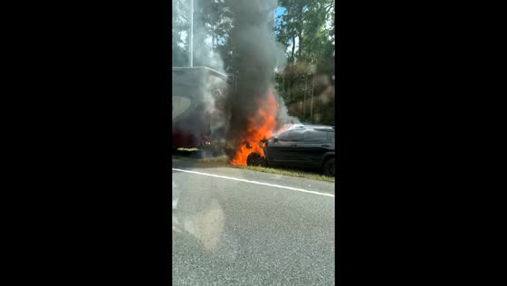 Video captures car fire explosion in Cross City, Florida