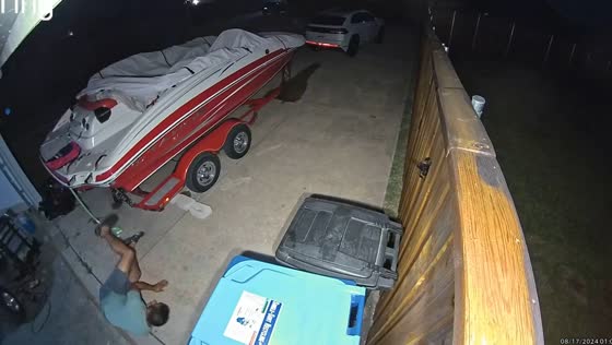 Person falls off boat in Rockwall, Texas after misjudging ladder position