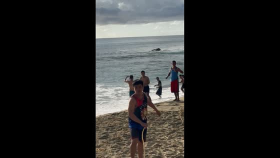 Bystanders unite to rescue drowning tourist in Casiguran, Aurora, Philippines