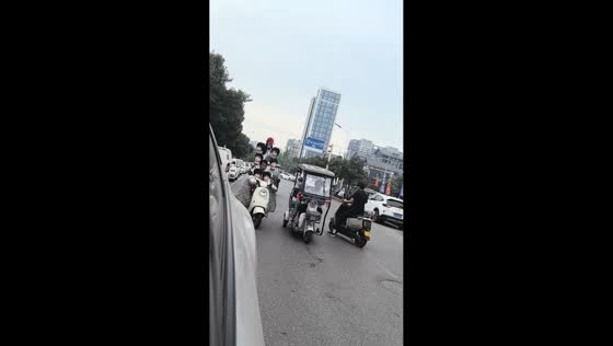 Motorcycle with mannequin head decorations spotted in Henan, China