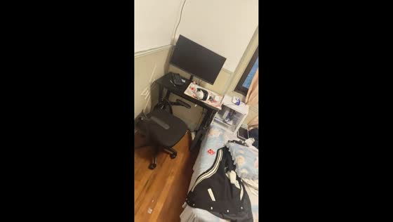 Strange monitor behavior after room lights are switched on in Jiangsu, China