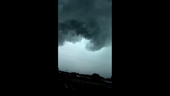 Rotating cloud and severe thunderstorm spotted over Gainesville, Texas