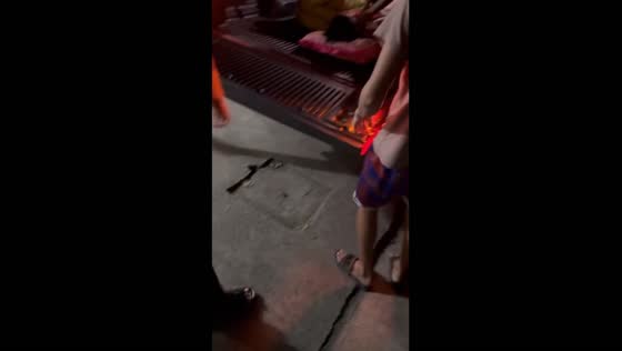 Quick thinking saves the day: man helps rush sick girl to hospital 