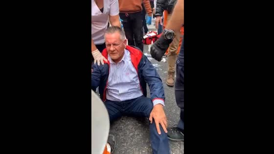 Pepper spray incident injures deputy and advisor near Buenos Aires congress