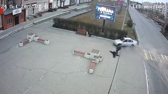 Car skids into pedestrians and crashes into a fence at a crossing in Severobaikalsk, Russia
