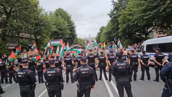Pro-Palestinian protest on Sabino Arana Avenue in Bilbao, Spain