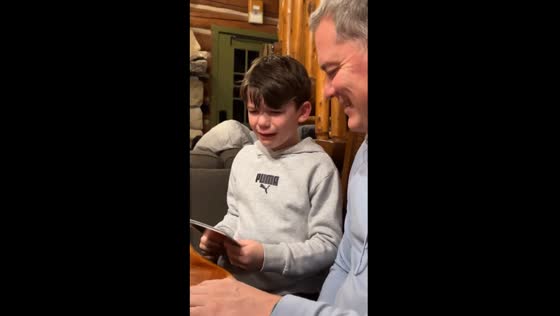 Family Uno drama: crybaby sibling's redemption for gift card victory