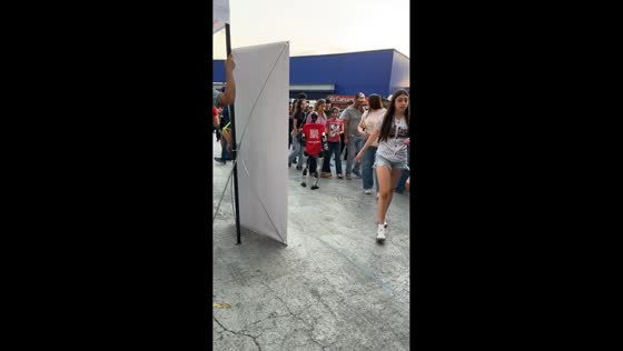 Dancing robot entertains pedestrians in Monterrey, Mexico