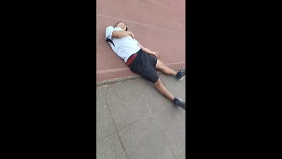 Running practice ends in a stumble in Valdivia, Chile
