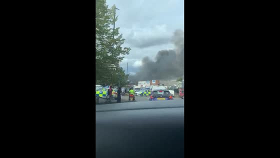 Massive fire engulfs industrial unit as thick smoke rises over Bristol, UK