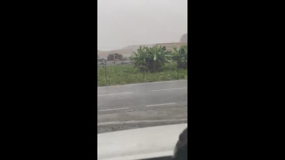 Intense rainfall severely reduces visibility in Tenerife, Spain