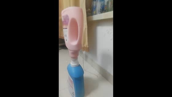 Bottle flip attempt lands in unexpected balancing moment in Shanxi, China