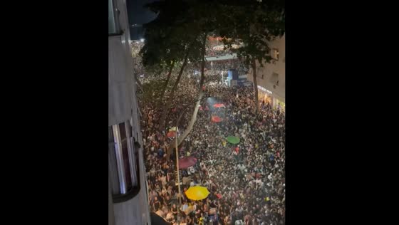 Massive crowd exits Lady Gaga concert in Rio de Janeiro