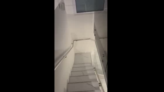 Tourist in Israel films rental bunker amidst Gaza strip attack
