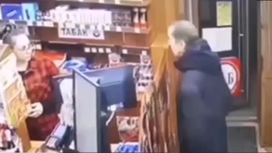 Violent stabbing erupts at Chelyabinsk liquor store