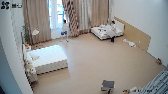 Woman narrowly avoids falling curtain rod in a showroom in Jiangsu, China