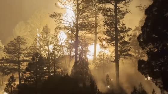 Rapidly growing South Fork fire threatens Ruidoso, New Mexico