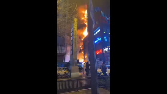High-rise building engulfed in flames in Taiyuan, Shanxi, China