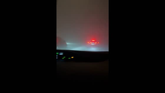 Drivers travel through airborne toxic haze during chemical leak in Toledo, USA