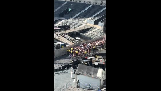 Taylor Swift fans storm venue in Rio as gates open for concert