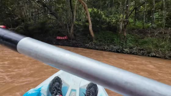 Kayak flips over on Nanla River in Yunnan, China