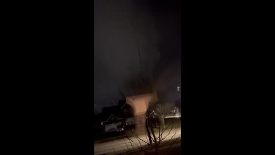 Tornado touches down in Chicago suburbs: minor damage reported