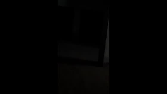 Brownout prank causes loud reaction in Moscow, Russia